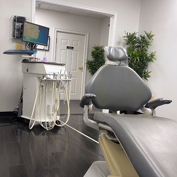 Endodontist in Clinton